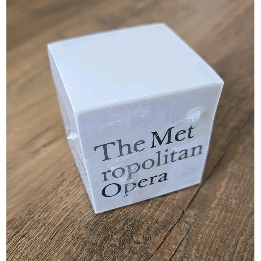 The Metropolitan Opera Note Cube asi/74357 USA 2